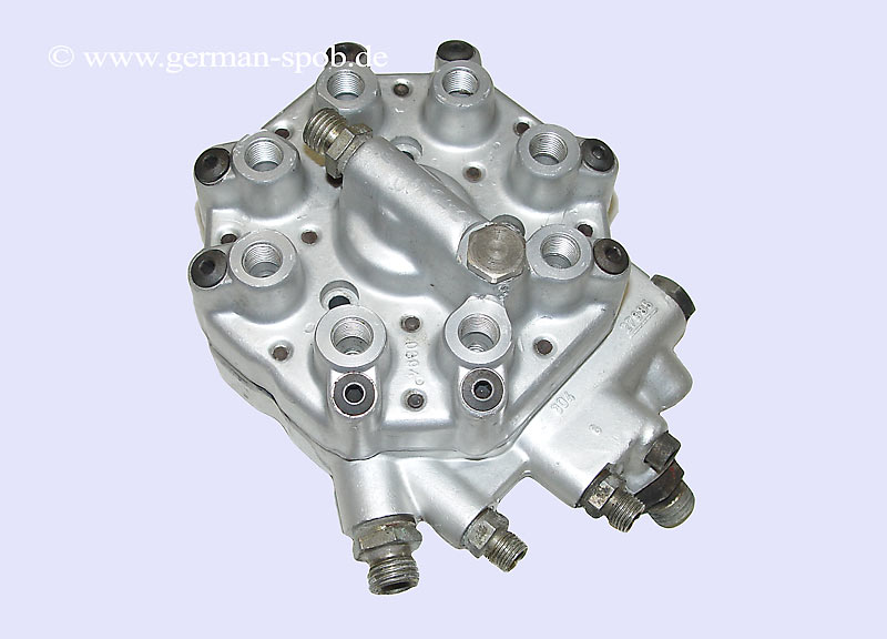 MENGENTEILER 0438100088 MERCEDES W126 R107 FUEL DISTRIBUTOR 0 438 100 088
