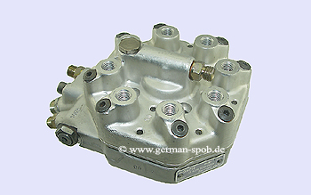  0438100068 FUEL DISTRIBUTOR BOSCH | MERCEDES M116 M117 M100 W116 W126 SL R107 | REGENERATED 0 438 100 068 Bosch 0438100068, 0 438 100 068, 0986438089, 0 986 438 089 Mercedes S-Klasse W116, S-Klasse W126, SL R107, SL Coupe C107 ab Motornummer 117960001612